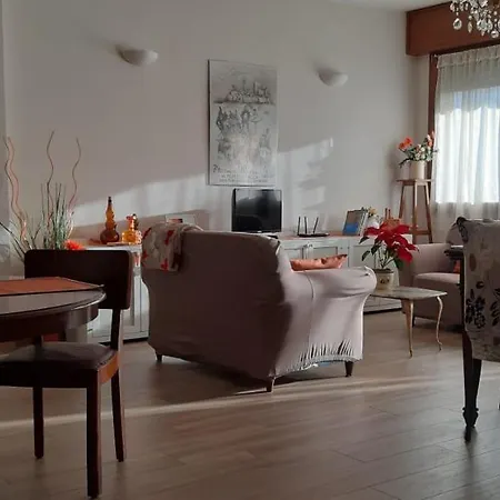 La Casa Della Nonna Bed & Breakfast 3*